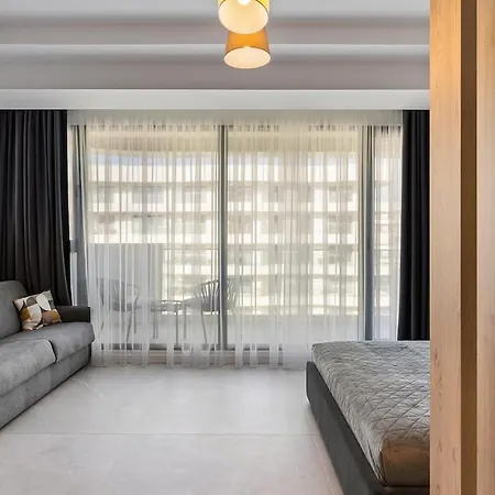 Modern In Axxis Your Perfect Mamaia