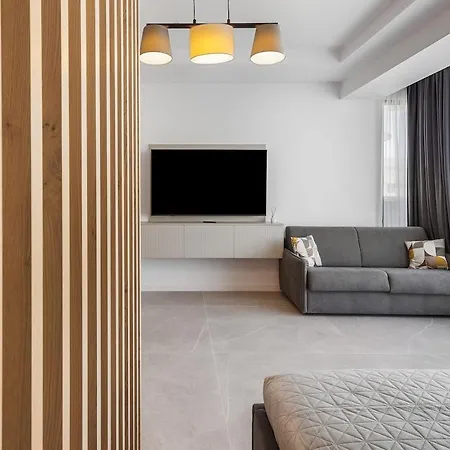 Modern In Axxis Your Perfect * Mamaia
